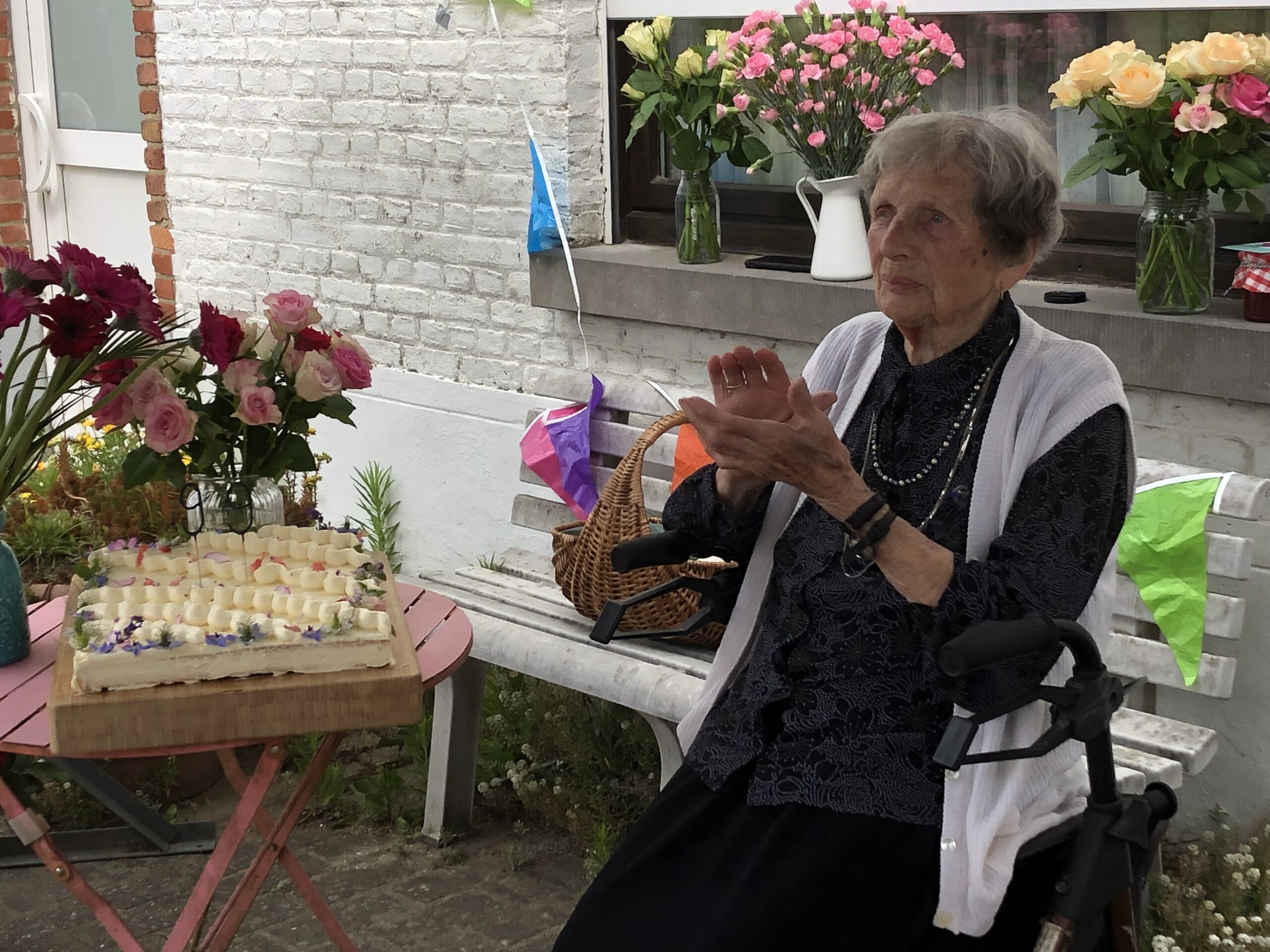99 kaarsjes voor Simonneke